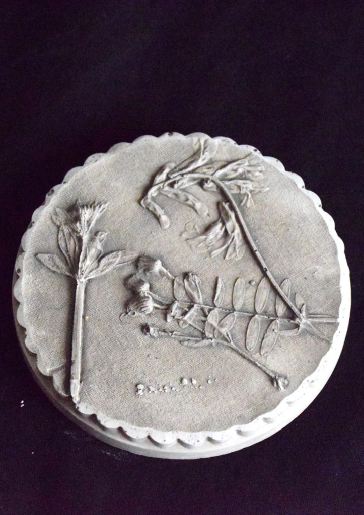 sai_Ceramics_medallones_bajorelieve